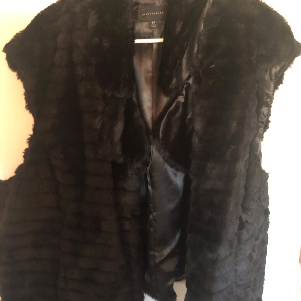 Investments black faux fur ribbed vest sz 3x